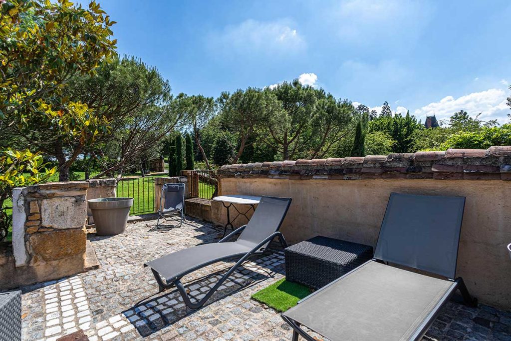 Chambre avec jardin proche de Lyon